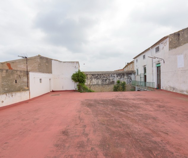 Finca rústica en venda a  Plaça de L'església, 14, La Secuita - 50