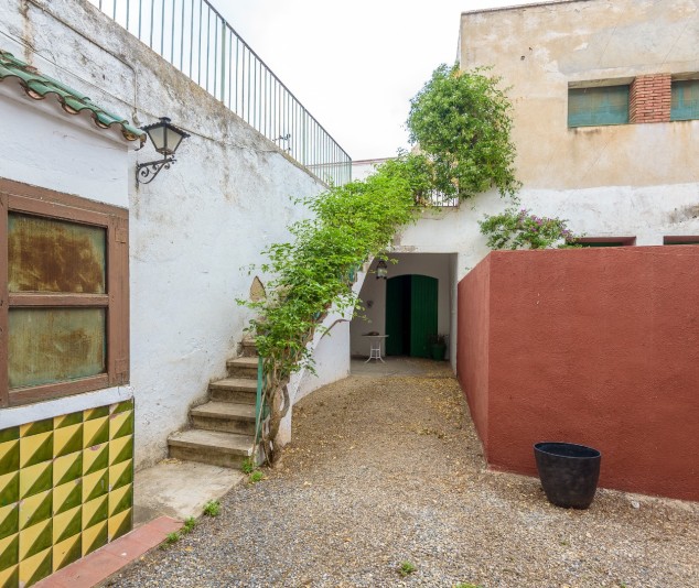 Finca rústica en venda a  Plaça de L'església, 14, La Secuita - 41