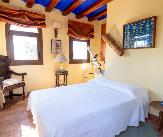 Exclusiva casa de camp amb piscina, jardins i vistes espectaculars - 49