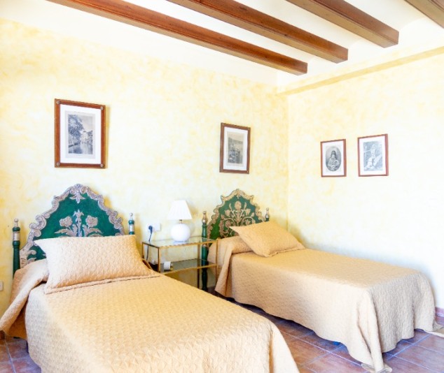 Exclusiva casa de camp amb piscina, jardins i vistes espectaculars - 51