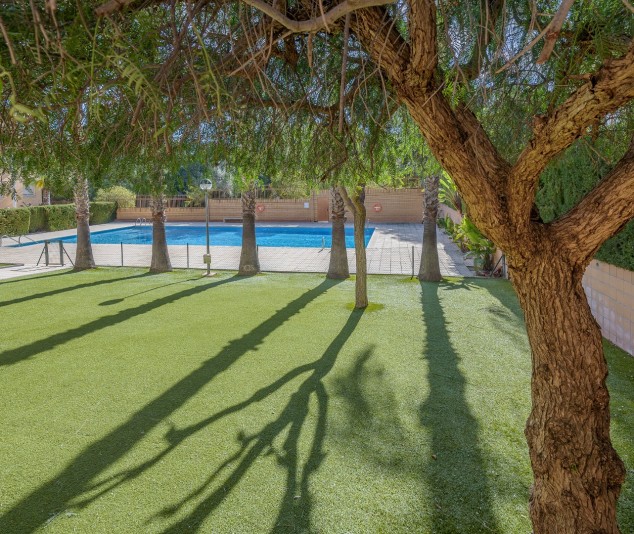 Espectacular dúplex en venta al carrer Johann Sebastian Bach - 38