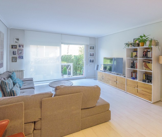 Espectacular dúplex en venta al carrer Johann Sebastian Bach - 23