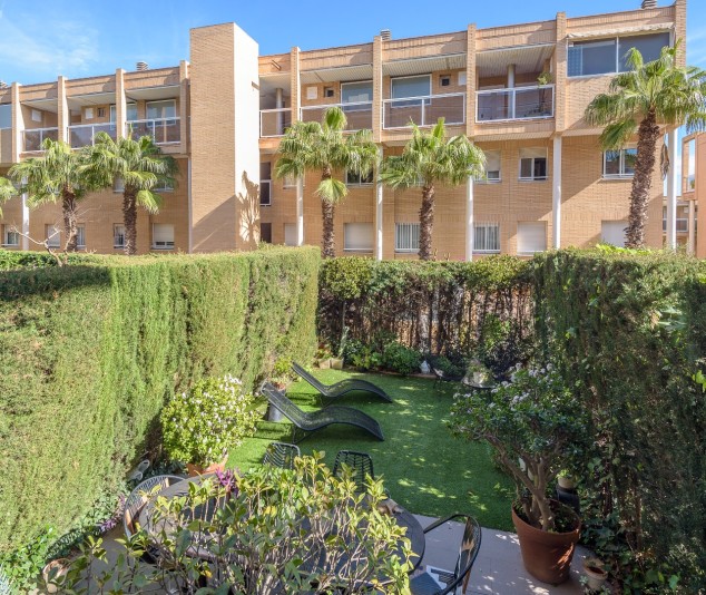 Espectacular dúplex en venta al carrer Johann Sebastian Bach - 13